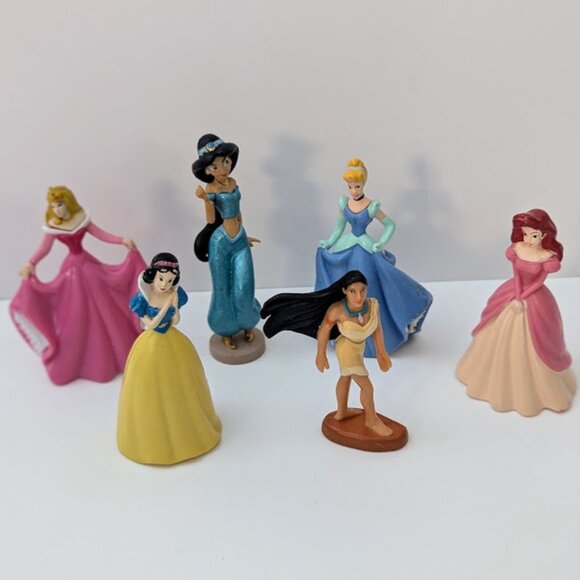 Disney Princess Mini Figures Figurines Toys Bundle Lot Ariel Pocahontas Jasmine - Picture 1 of 4